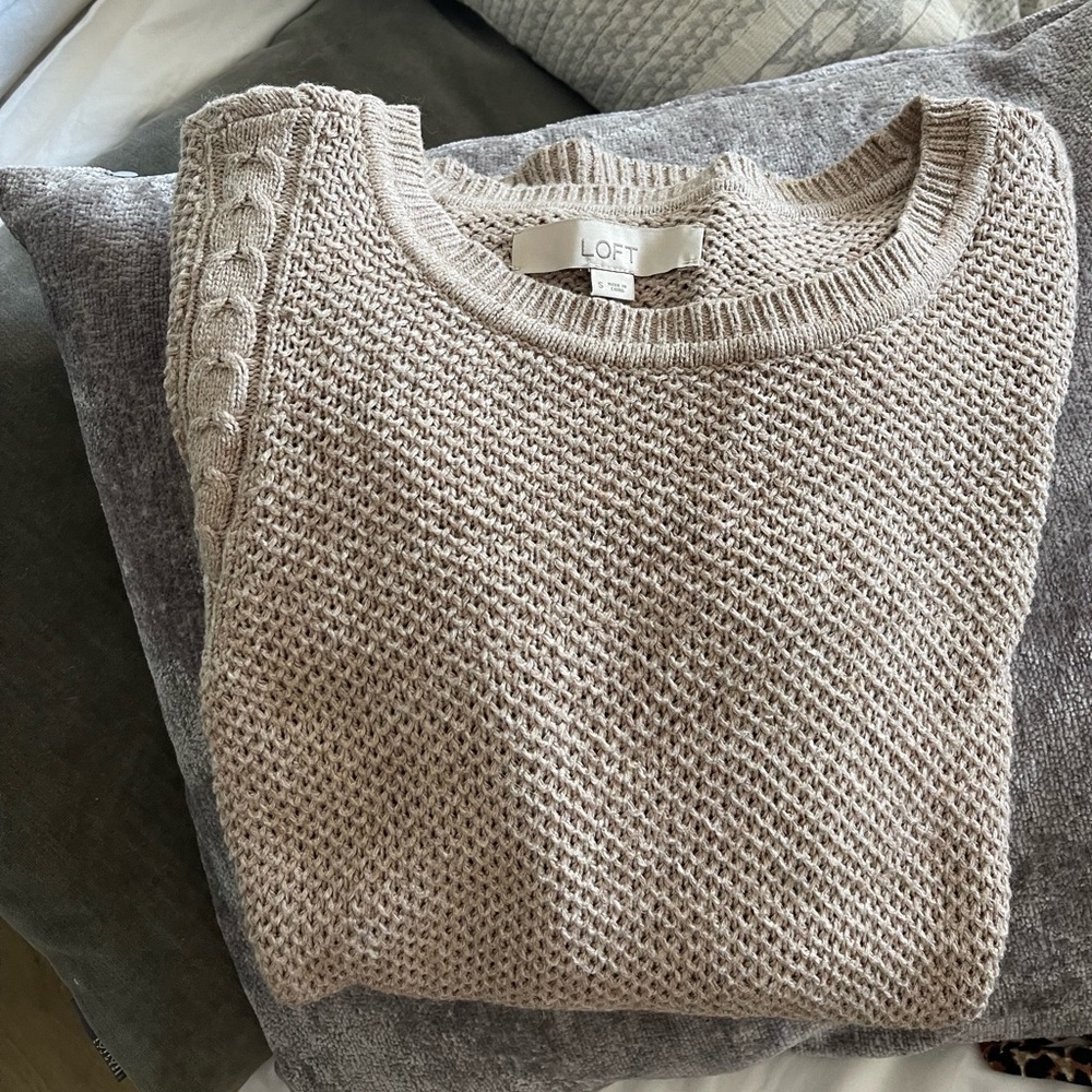 Beautiful & Cozy Fall Sweater LOFT